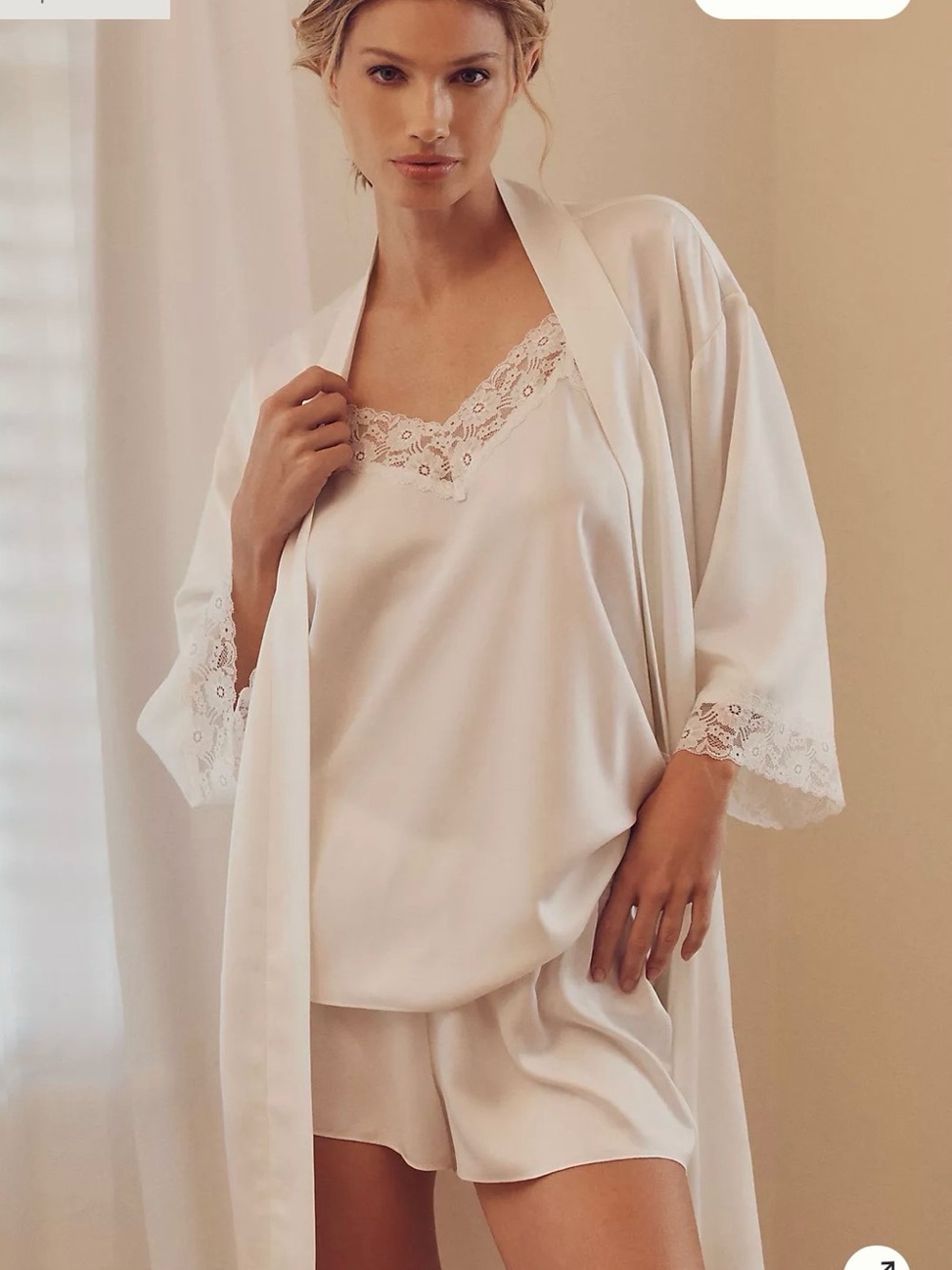 Flora Nikrooz Ivory Lace-Trim Camisole, Shorts & Robe Set